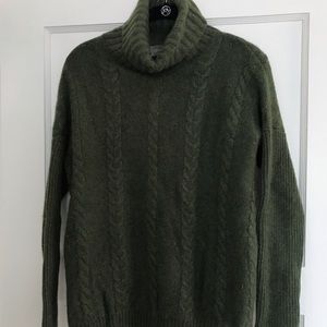 Cashmere-blend turtleneck